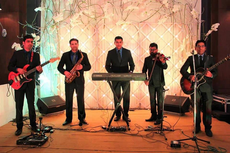 corporate event band service